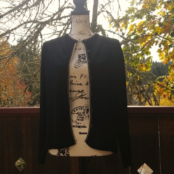 GIVENCHY Monogram Size medium 38 Black WhiyeButton up Cardigan - Picture 15 of 15